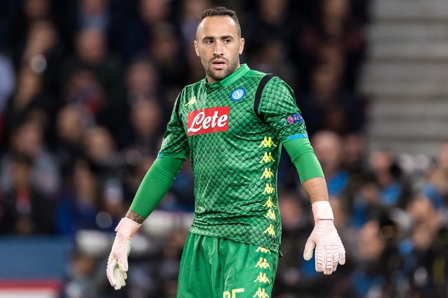 Tarzan赵信的突破野心穿透了 Top Esports 。兄弟的操作难以匹敌， Anyone's Legend 率先拿到赛点