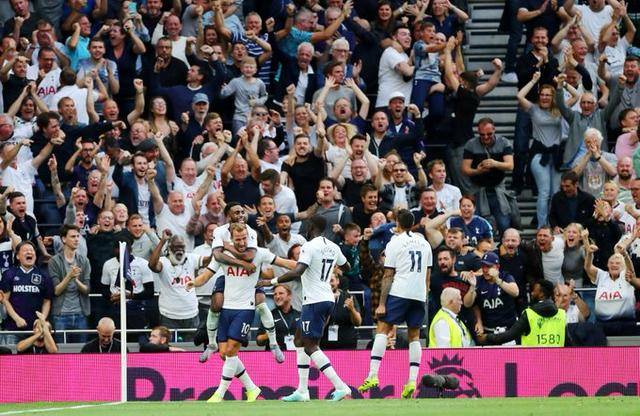 BLAST.tv Austin Major 2025 的团队贴纸和 Pick'Em 挑战已添加到 CS2