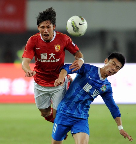 电竞世界杯官方确认：T1将BLG、TES、TL的战队秘钥放进奖杯