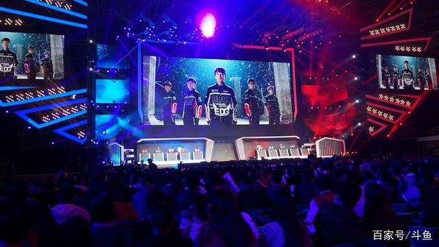 Vitality 战胜 Mouz 进入 IEM 成都 2025 决赛